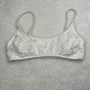 Aerie Scoop White Crochet Bikini Top Size Medium